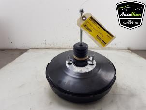 Begagnade Bromsservo Skoda Octavia Combi (5EAC) 1.4 TSI 16V Pris € 45,00 Marginaltabell erbjuds av AutoHam