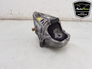 Begagnade Motorfäste Audi Q8 (4MN) 3.0 V6 24V 50 TDI Mild Hybrid Quattro Pris € 75,00 Marginaltabell erbjuds av AutoHam