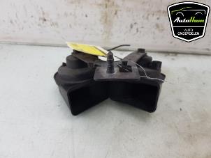 Gebruikte Claxon Renault Megane III CC (EZ) 1.4 16V TCe 130 Prijs € 25,00 Margeregeling aangeboden door AutoHam