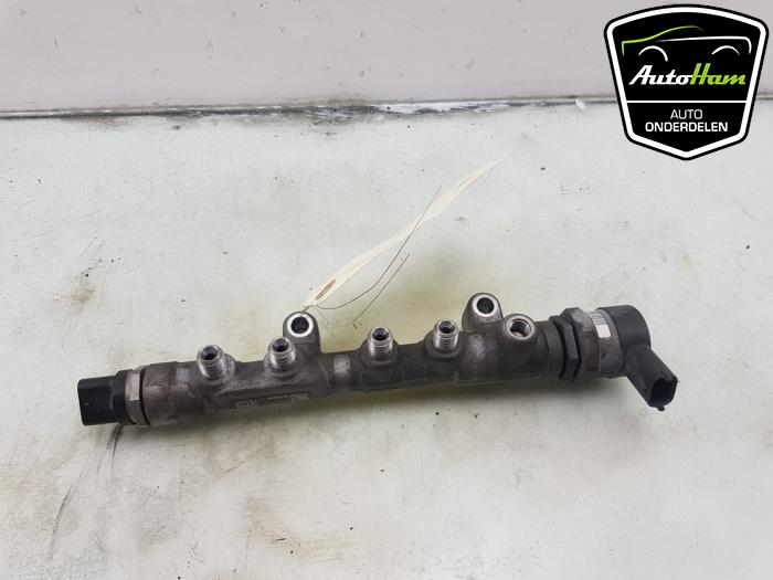 Bränsleinsprutningsmunstycke från en Opel Astra K 1.5 CDTi 122 12V 2021