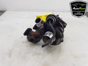 Begagnade Turbo Opel Vivaro 2.0 CDTI Pris € 175,00 Marginaltabell erbjuds av AutoHam