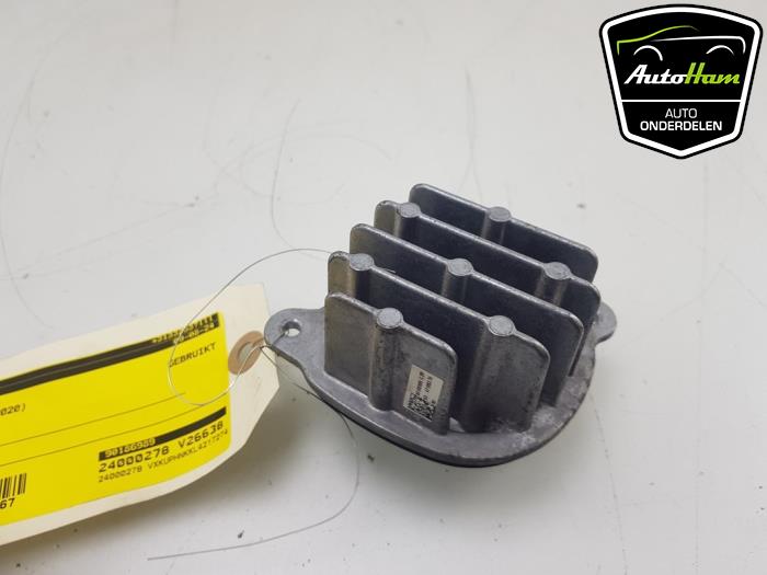 LED lamp van een Opel Corsa F (UB/UH/UP) 1.2 Turbo 12V 100 2020