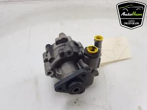 Gebruikte Servopomp Alfa Romeo GT (937) 2.0 JTS 16V Prijs € 30,00 Margeregeling aangeboden door AutoHam