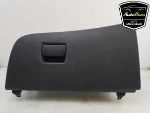 Gebruikte Handschoenenkastje Opel Insignia Sports Tourer 1.5 Turbo 16V 165 Prijs € 25,00 Margeregeling aangeboden door AutoHam