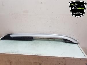 Gebruikte Dakrail set Dacia Duster (SR) 1.0 TCE 12V Prijs € 125,00 Margeregeling aangeboden door AutoHam