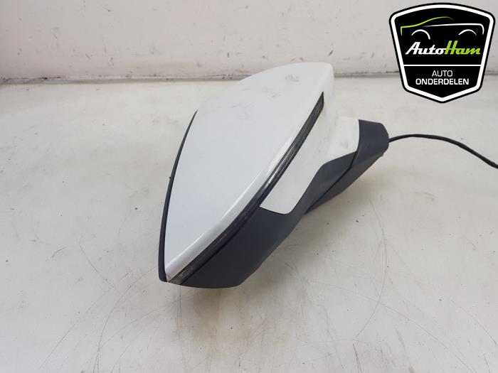 Skärmspegel, höger från en Seat Arona (KJX) 1.6 TDI 115 2019