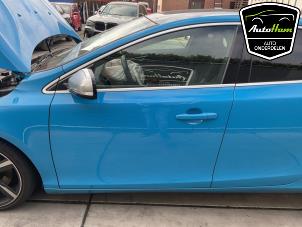 Gebruikte Portier 4Deurs links-voor Volvo V40 (MV) 1.6 T3 GTDi 16V Prijs € 345,00 Margeregeling aangeboden door AutoHam