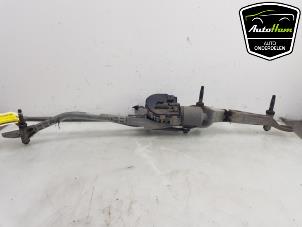 Gebruikte Ruitenwismotor + Mechaniek Mercedes C Estate (S204) 2.2 C-200 CDI 16V . Prijs € 15,00 Margeregeling aangeboden door AutoHam