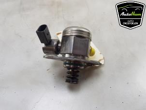 Begagnade Mekanisk bränslepump Mercedes CLA (117.3) 1.6 CLA-180 16V Pris € 125,00 Marginaltabell erbjuds av AutoHam