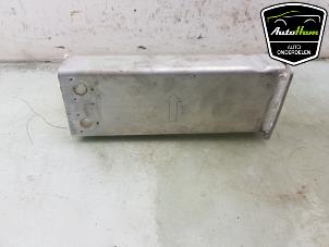 Begagnade Främre stötfångarram Tesla Model Y (5YJY) Long Range 72kWh Pris € 42,35 Inklusive moms erbjuds av AutoHam