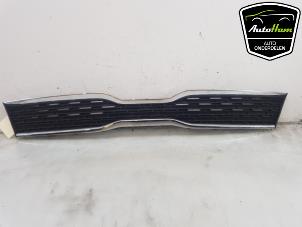 Begagnade Grill Kia Picanto (JA) 1.0 DPi 12V Pris € 95,00 Marginaltabell erbjuds av AutoHam