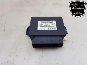 Używane Modul hamulca postojowego Volvo V60 I (FW/GW) 1.6 T3 16V Cena € 50,00 Procedura marży oferowane przez AutoHam