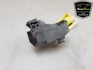 Begagnade Elektronisk tändnyckel Landrover Discovery Sport (LC) 2.0 TD4 150 16V Pris € 50,00 Marginaltabell erbjuds av AutoHam