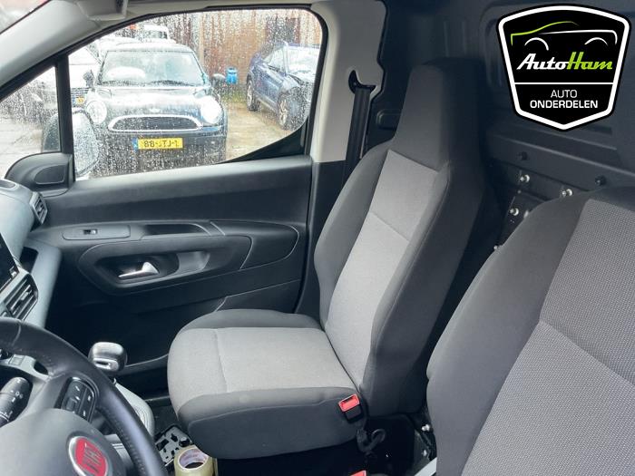 Bekleding Set (compleet) van een Fiat Doblo Cargo 1.5 D Multijet 100 2023