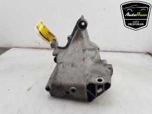 Begagnade Motorfäste Volkswagen T-Cross 1.0 TSI 115 12V Pris € 20,00 Marginaltabell erbjuds av AutoHam