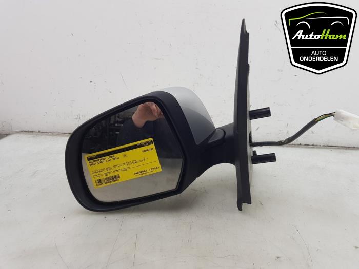 Spiegel Buiten links van een Dacia Lodgy (JS) 1.2 TCE 16V 2014