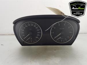 Begagnade Instrumentpanel BMW 3 serie Touring (E91) 318i 16V Pris € 75,00 Marginaltabell erbjuds av AutoHam