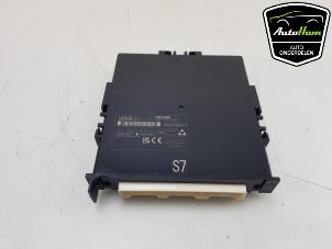 Gebruikte Module keyless vehicle Toyota Corolla Touring Sport (E21/EH1) 2.0 16V Hybrid 200 Prijs € 125,00 Margeregeling aangeboden door AutoHam