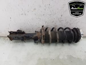 Begagnade Stötdämpare, vänster fram Ford Fiesta 7 1.0 EcoBoost 12V 100 Pris € 75,00 Marginaltabell erbjuds av AutoHam