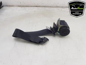 Begagnade Bakre säkerhetsbälte, vänster Fiat Punto Evo (199) 1.4 Pris € 15,00 Marginaltabell erbjuds av AutoHam