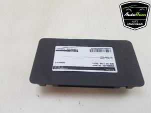 Begagnade Trådlös laddare BMW X4M (F98) 3.0 TwinPower Turbo 24V Competition Pris på förfrågan erbjuds av AutoHam