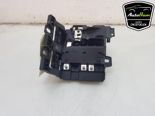 Używane Skrzynka bezpieczników BMW X4M (F98) 3.0 TwinPower Turbo 24V Competition Cena na żądanie oferowane przez AutoHam