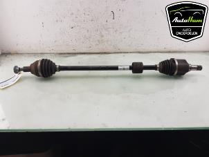 Begagnade Drivaxel, höger fram Seat Ibiza V (KJB) 1.0 TSI 12V Pris på förfrågan erbjuds av AutoHam