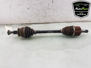 Begagnade Drivaxel, vänster fram Seat Ibiza V (KJB) 1.0 TSI 12V Pris på förfrågan erbjuds av AutoHam