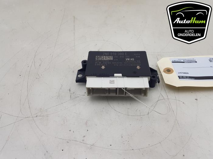 PDC Module van een Volkswagen Crafter (SY) 2.0 TDI FWD 2024