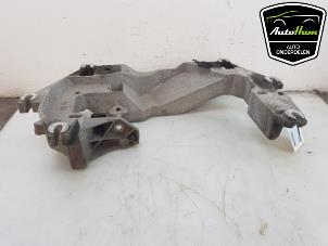 Begagnade Fäste, växellåda BMW X5 (F15) xDrive 40e 2.0 Pris € 125,00 Marginaltabell erbjuds av AutoHam