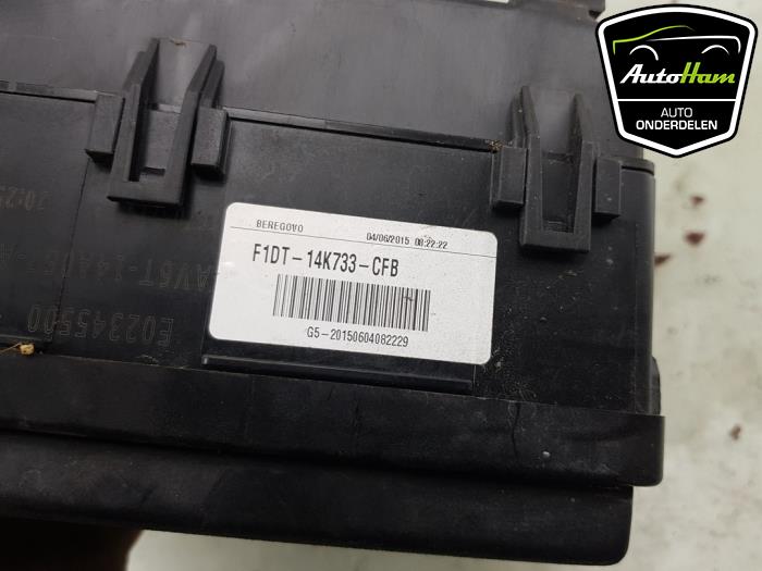 Säkringsbox från en Ford C-Max (DXA) 1.0 Ti-VCT EcoBoost 12V 125 2015
