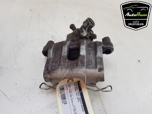 Begagnade Bakre bromsok, höger Ford Kuga II (DM2) 1.6 EcoBoost 16V Pris € 25,00 Marginaltabell erbjuds av AutoHam