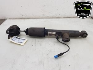 Gebruikte Schokdemper rechts-achter BMW 4 serie (F32) 435d xDrive 3.0 24V Prijs € 150,00 Margeregeling aangeboden door AutoHam