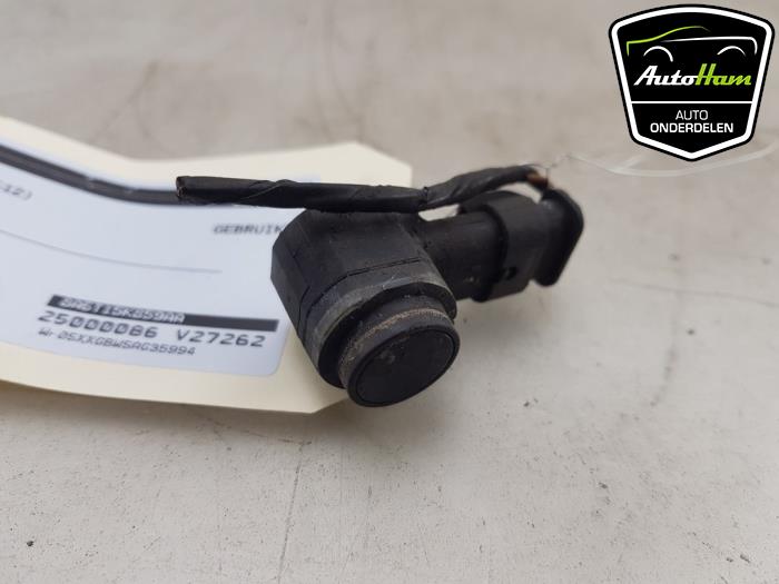 Parkeersensor van een Ford S-Max (GBW) 2.0 16V 2012