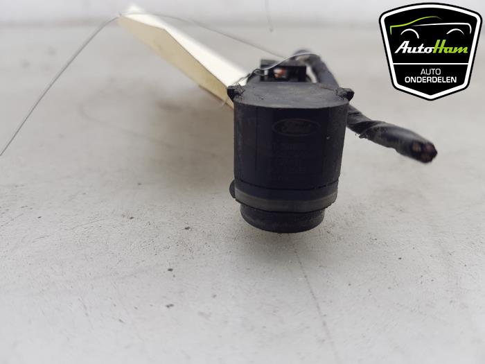 Parkeersensor van een Ford S-Max (GBW) 2.0 16V 2012