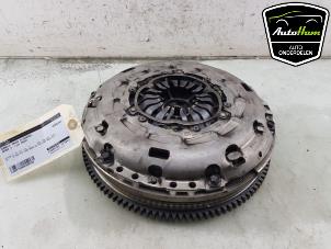 Gebruikte Dubbele massa vliegwiel Mazda 3 Sport (BP) 2.0 SkyActiv-X M Hybrid 16V Prijs € 250,00 Margeregeling aangeboden door AutoHam