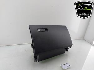 Gebruikte Dashboardkastje Mercedes A (177.0) 1.3 A-180 Turbo 16V Prijs € 75,00 Margeregeling aangeboden door AutoHam