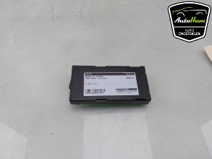 Begagnade Trådlös laddare Ford Focus 4 Wagon 1.0 EcoBoost 12V Hybrid 155 Pris € 125,00 Marginaltabell erbjuds av AutoHam