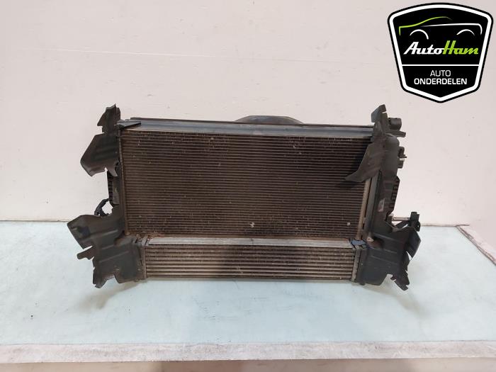 Koelerset van een Opel Astra K 1.6 SIDI Eco Turbo 16V 2019