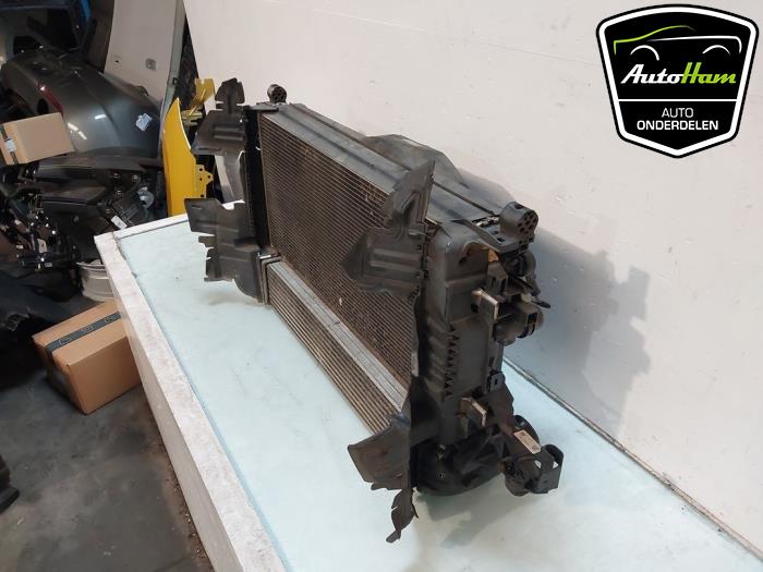 Koelerset van een Opel Astra K 1.6 SIDI Eco Turbo 16V 2019