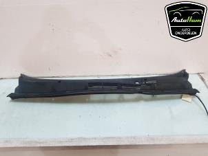 Begagnade Torpedgaller Opel Mokka/Mokka X X 1.4 Turbo 16V 4x2 Pris € 40,00 Marginaltabell erbjuds av AutoHam