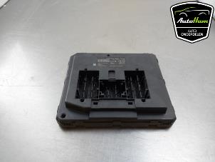 Begagnade Dator , karosskontroll (BCM) Volkswagen Polo VI (AW1) 1.0 TSI 12V Pris € 75,00 Marginaltabell erbjuds av AutoHam