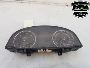 Begagnade Instrumentpanel Volkswagen Caddy III (2KA,2KH,2CA,2CH) 2.0 TDI 16V Pris € 125,00 Marginaltabell erbjuds av AutoHam