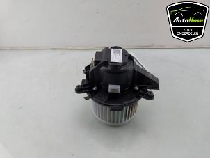 Gebruikte Kachel Ventilatiemotor Opel Combo Cargo 1.5 CDTI 100 Prijs € 48,40 Inclusief btw aangeboden door AutoHam