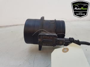 Gebruikte Luchthoeveelheidsmeter Volkswagen Passat Variant (3G5) 2.0 TDI 16V 150 Prijs € 25,00 Margeregeling aangeboden door AutoHam