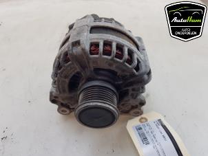 Gebruikte Dynamo Volkswagen Passat Variant (3G5) 2.0 TDI 16V 150 Prijs € 150,00 Margeregeling aangeboden door AutoHam