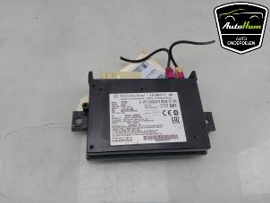 Begagnade Kommunikationsmodul Mercedes E (C238) E-220d 2.0 Turbo 16V Pris € 175,00 Marginaltabell erbjuds av AutoHam