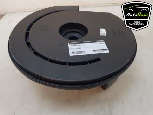 Begagnade Bashögtalare Ford Focus 4 Wagon 1.0 EcoBoost 12V Hybrid 125 Pris € 95,00 Marginaltabell erbjuds av AutoHam