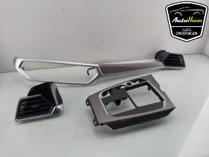 Begagnade Ram, instrumentbräda BMW 3 serie (G20) 318d 2.0 TwinPower Turbo 16V Pris € 150,00 Marginaltabell erbjuds av AutoHam