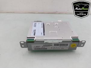 Begagnade Kontrollenhet, multimedia Opel Vivaro 2.0 CDTI 122 Pris € 272,25 Inklusive moms erbjuds av AutoHam